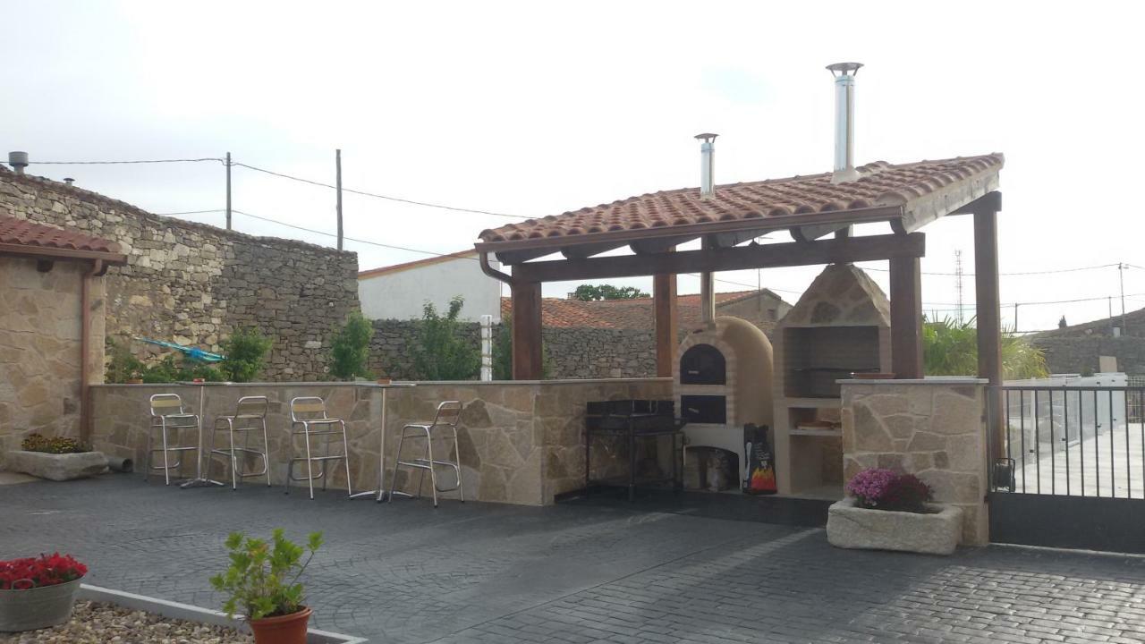 El Pilar De Don Gregorio Guest House Pereruela Bagian luar foto